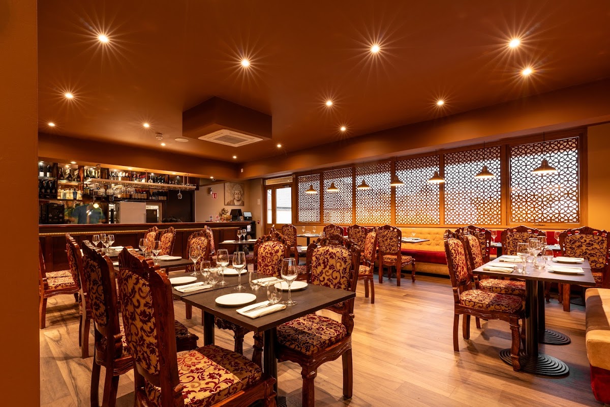 Delhi Darbar Indian Cuisine, Lucan